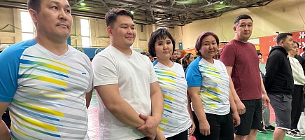 Турнир по волейболу среди архивистов. фото галереи 7